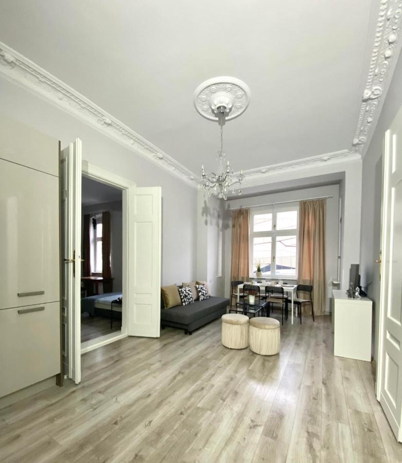 Crystal Sw. Marcin Poznan Apartment Екстериор снимка