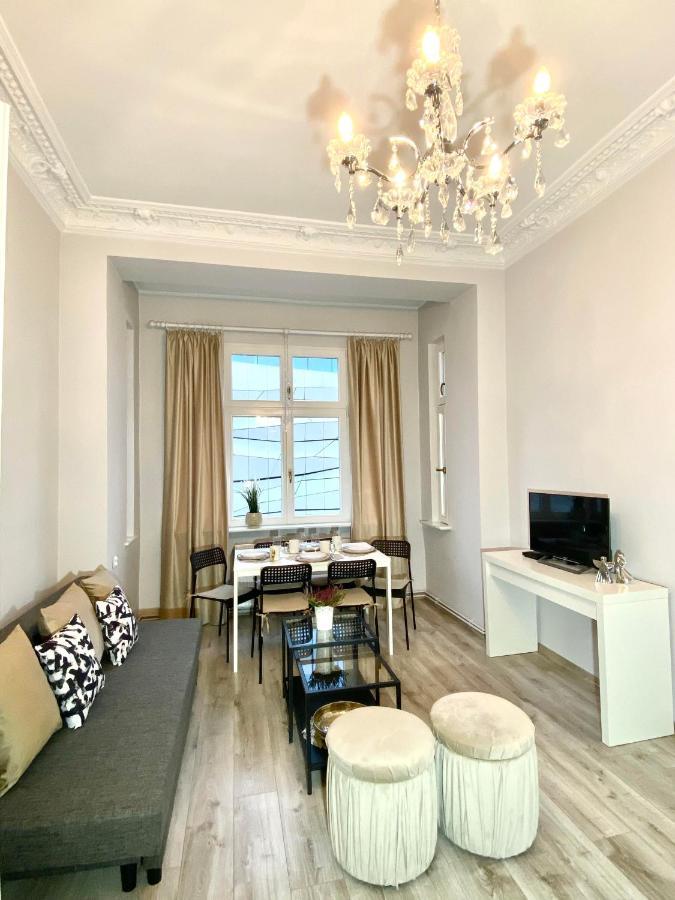 Crystal Sw. Marcin Poznan Apartment Екстериор снимка